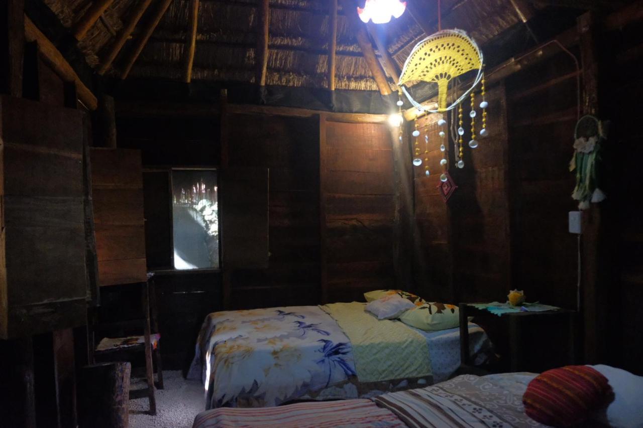 Near Lake Hostal Bacalar Esterno foto