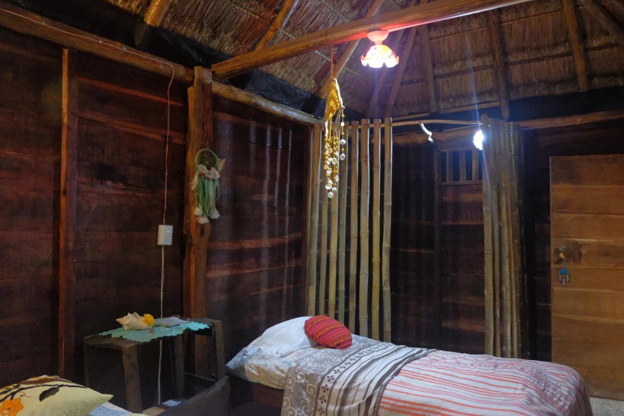 Near Lake Hostal Bacalar Esterno foto