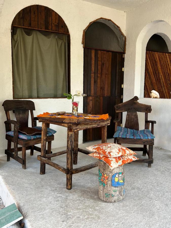 Near Lake Hostal Bacalar Esterno foto
